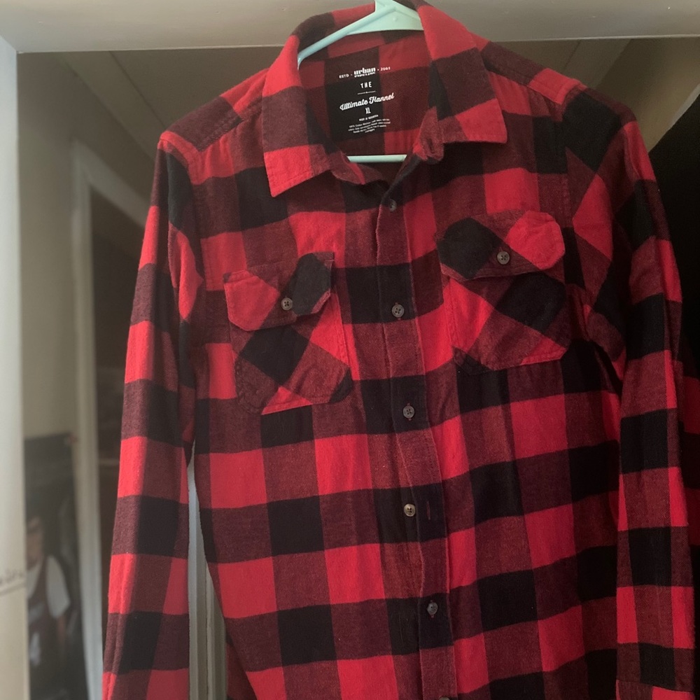 Red ,black Buffalo plaid boys youth sz xl flannel
